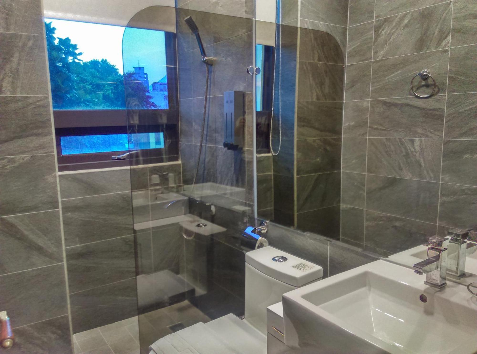Hiinn B&B Hualien Rom bilde